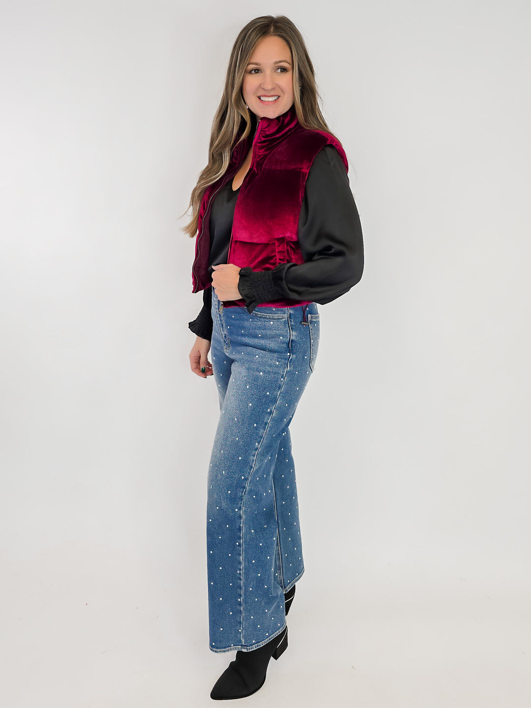 VELVET CROPPED PUFFER VEST - DARK BURGUNDY