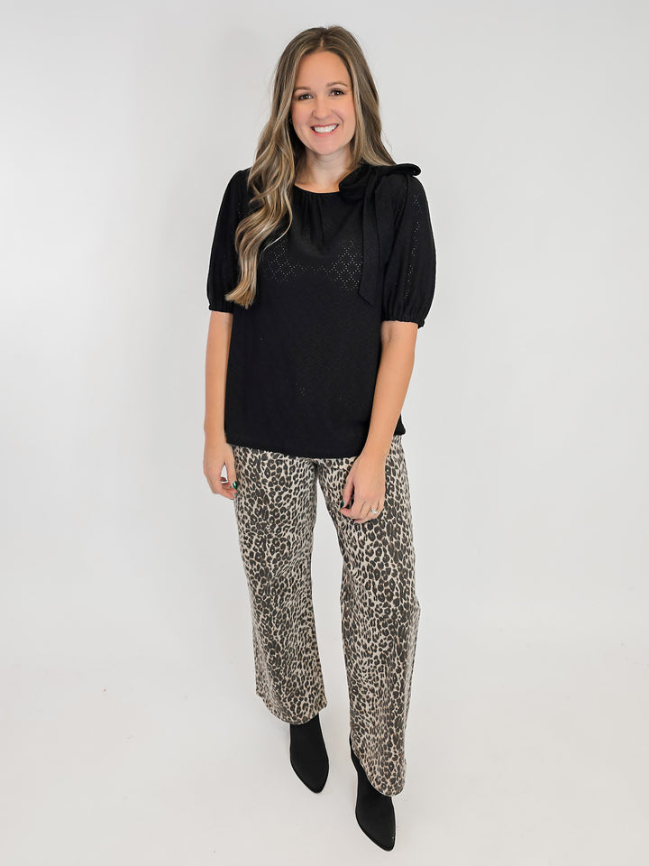 PUFF SLEEVE SOLID TOP - BLACK