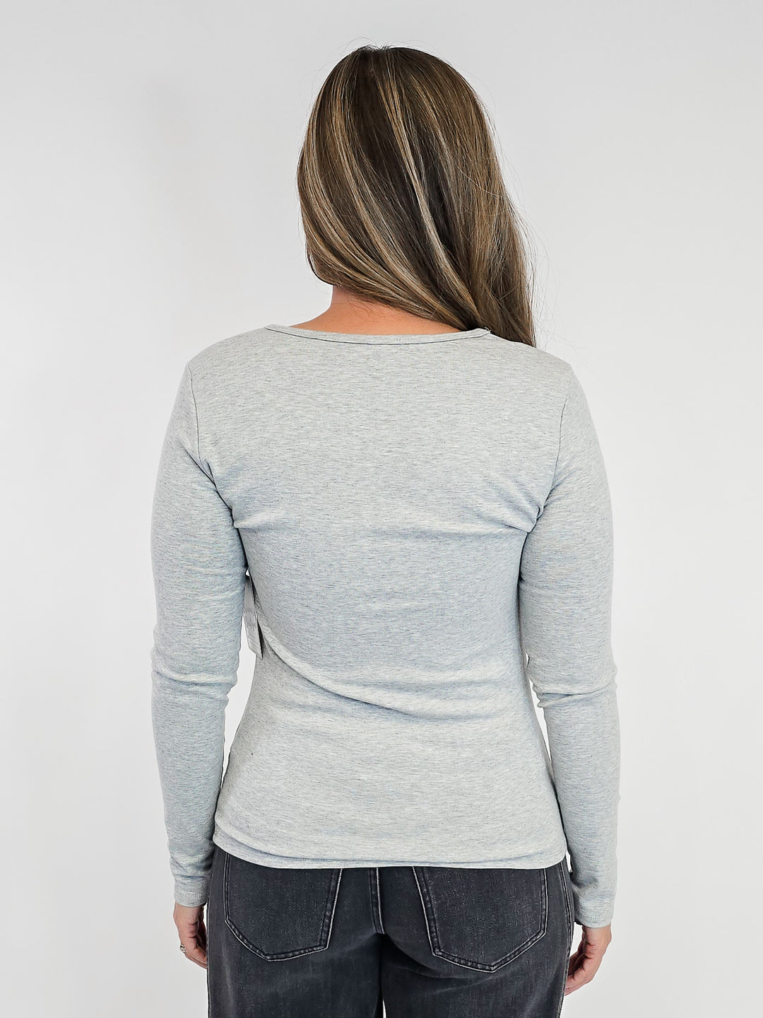 ULTRA SOFT NOTCHED NECK LONG SLEEVE TEE - HEATHER GREY