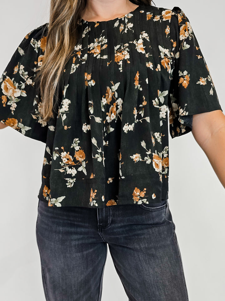 FLOWER PRINT PINTUCK DETAIL BLOUSE - BLACK