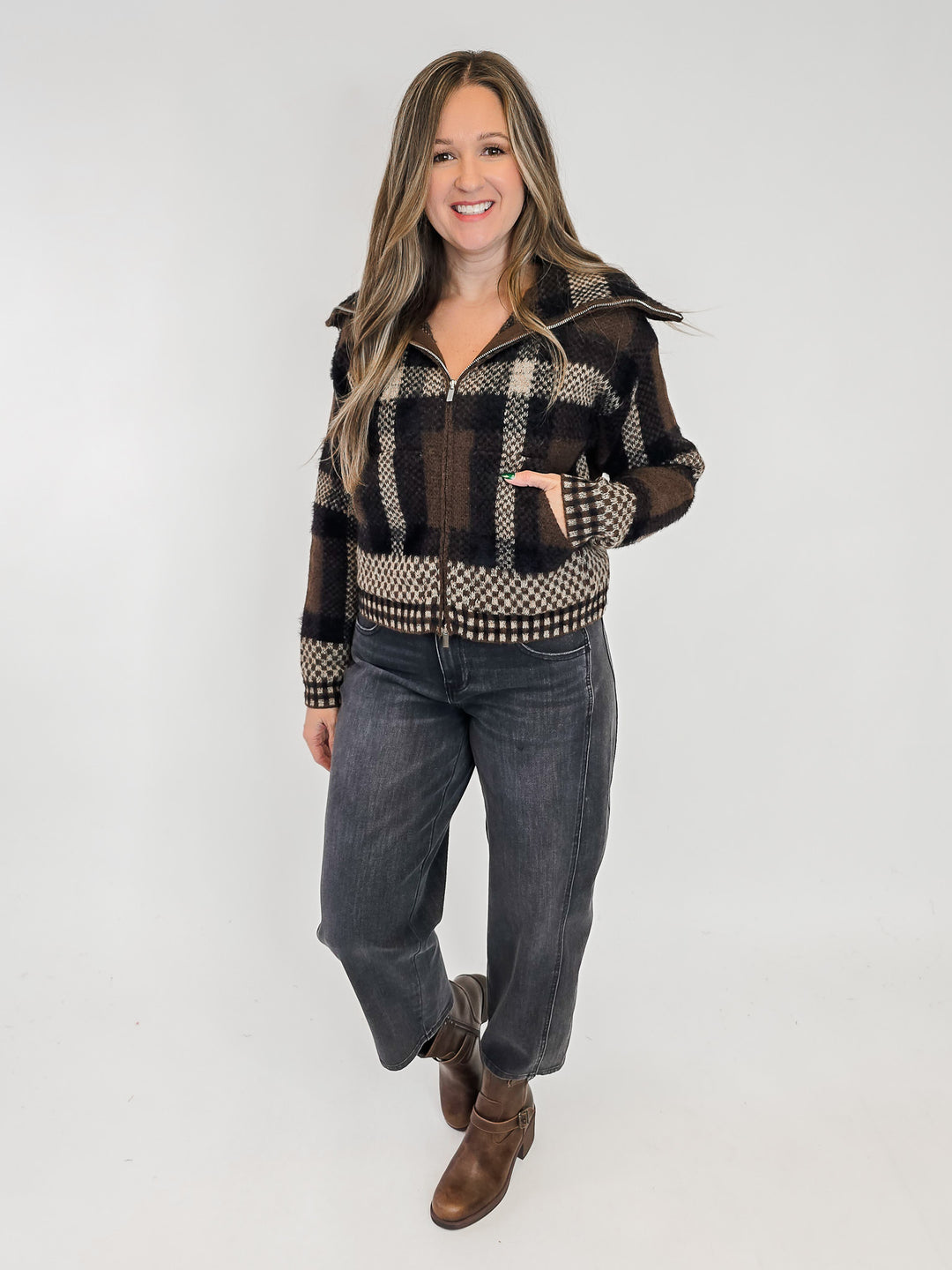 PLAID KNIT ZIP UP JACKET - BROWN