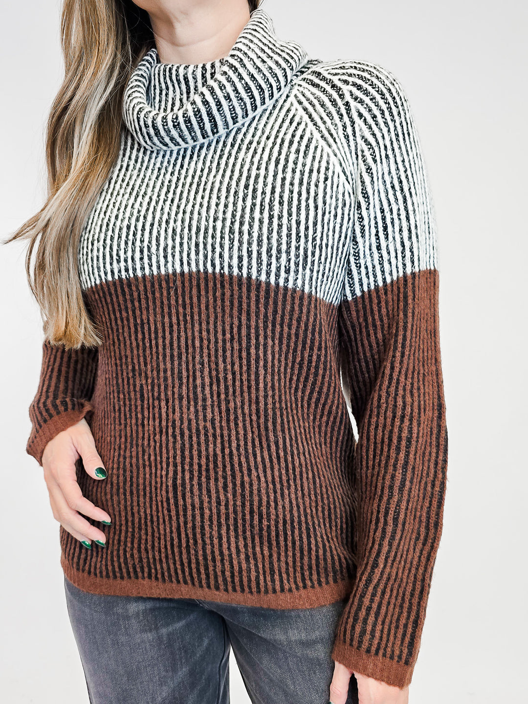 STRIPED COWL NECK KNIT SWEATER - BLACK/BROWN