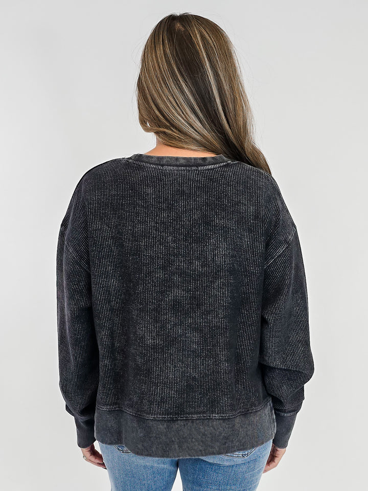 CORDED CROPPED SIDE SLIT CREW NECK PULLOVER - WASHED BLACK