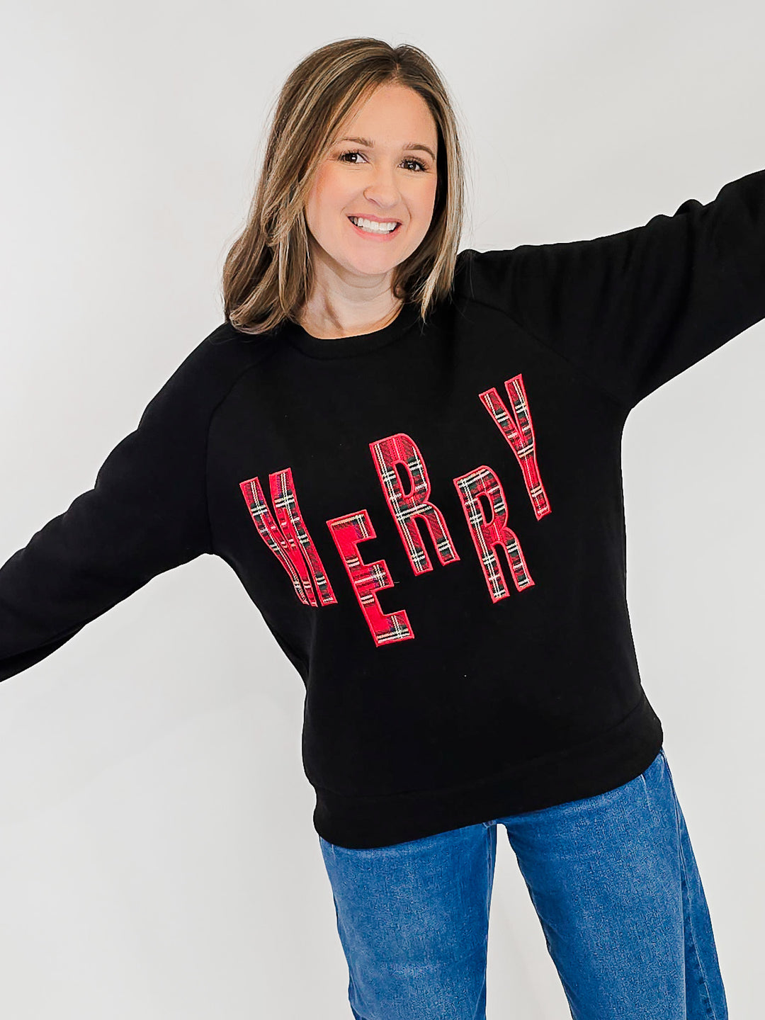 MERRY RED PLAID LETTER SWEATSHIRT - BLACK
