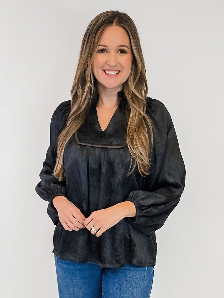 CRINKLE BROCADE LONG SLEEVE BLOUSE - BLACK