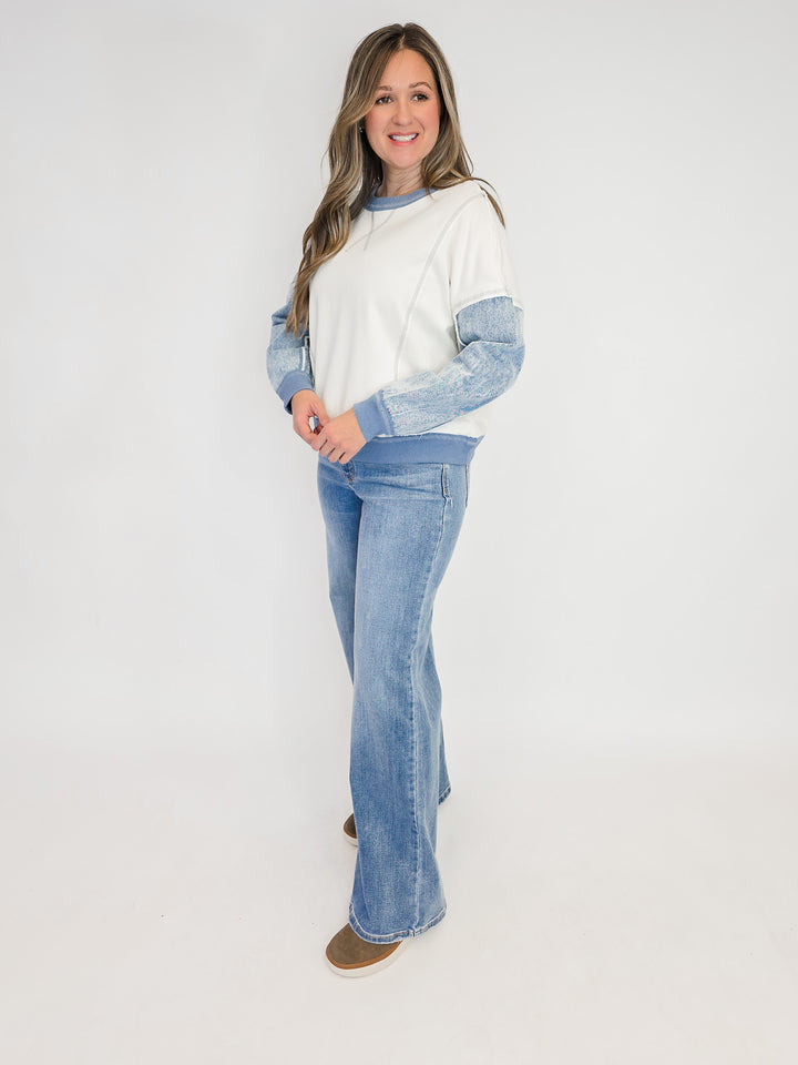 MIX MEDIA DENIM SLEEVE KNIT TOP - CREAM