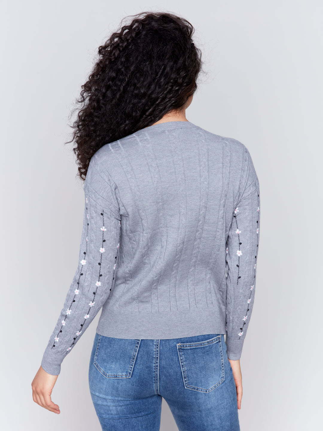 KNIT SWEATER W/FLORAL EMBROIDERY - GREY