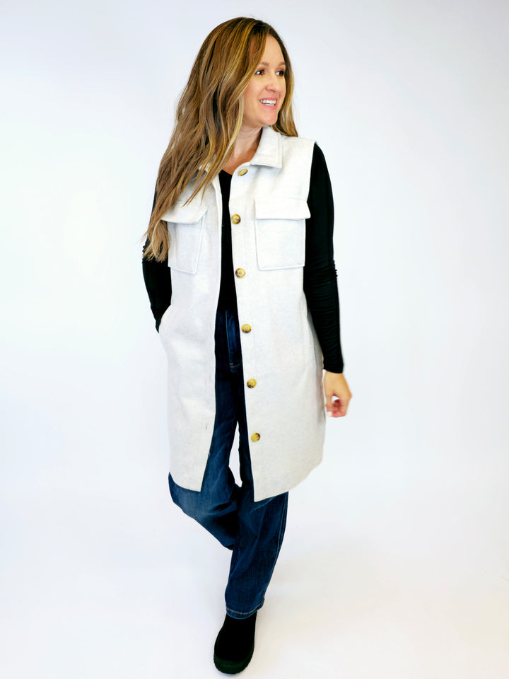 BRUSHED URBAN LONG SHACKET VEST - IVORY