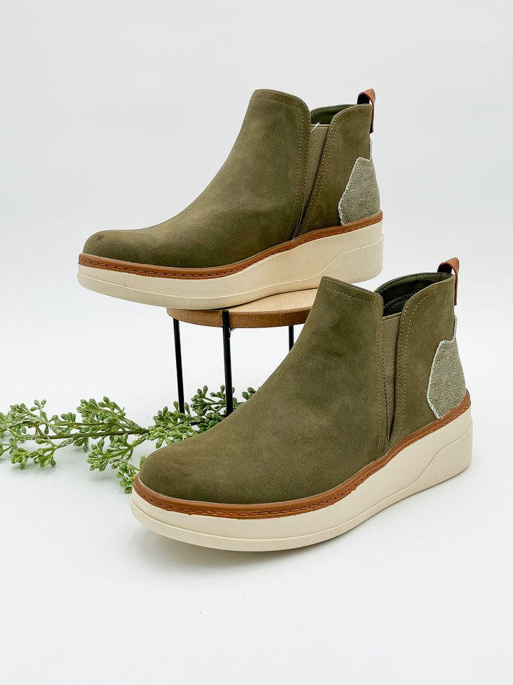 BLOWFISH CHARMING WEDGE PULL ON SNEAKER - OLIVE