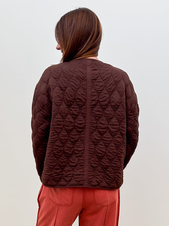 BUTTON FRONT DIAMOND QUILTED JACKET - CHESTNUT