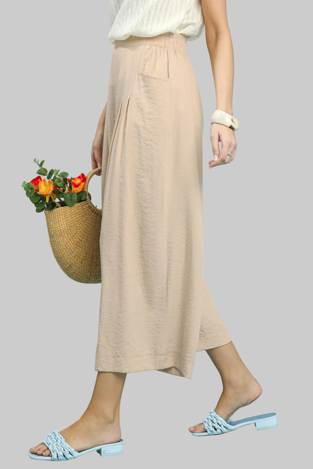 SOLID PLEAT WIDE LEG CROPPED PANTS - TAN