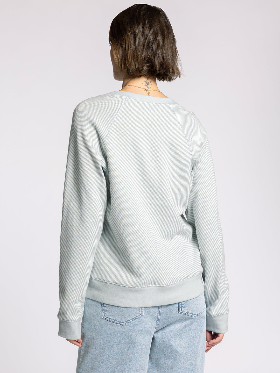 LONG SLEEVE V-NECK CLAIRE SWEATSHIRT - DUSTY MINT