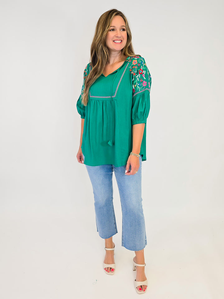 3/4 SLEEVE LINEN EMBROIDERED BOXY TOP W/TASSEL - EMERALD GREEN