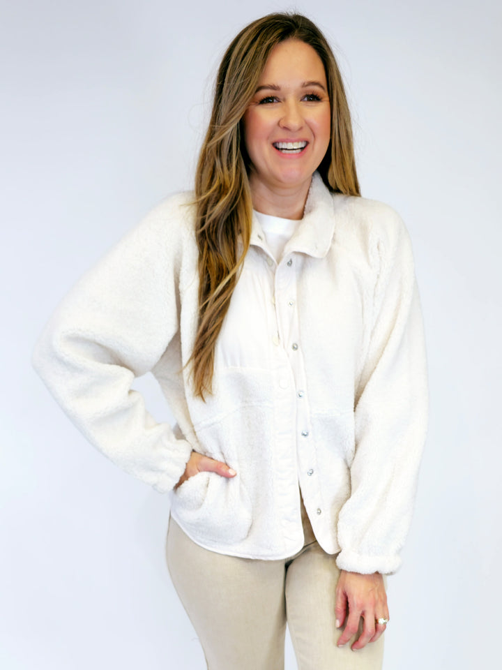 SOLID SNAP BUTTON FLEECE JACKET - IVORY