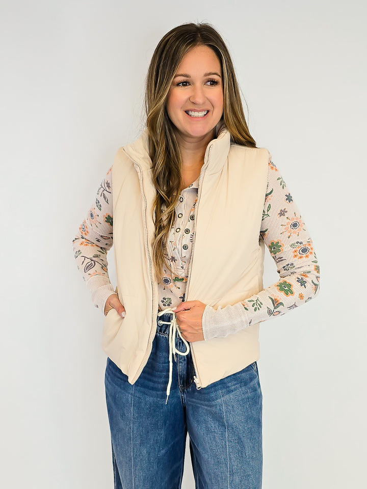 CORDUROY REVERSIBLE PUFFER VEST - OATMEAL