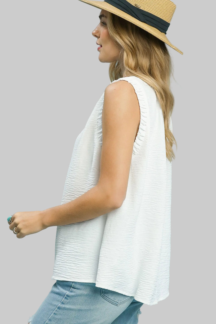 SLEEVELESS ROUND NECK SOLID TOP - OFF WHITE