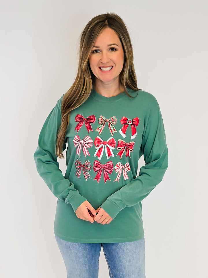 LONG SLEEVE CHRISTMAS BOWS TEE - GREEN
