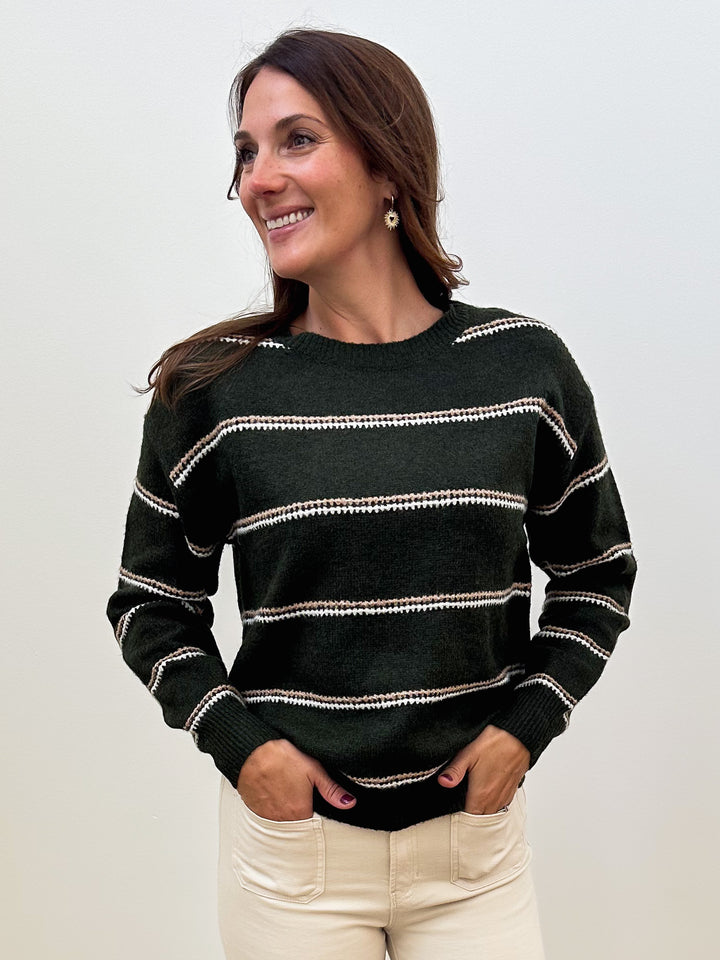 L/S STRIPED CREW NECK SWEATER - DARK OLIVE