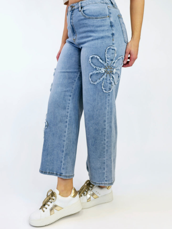 FLOWER PATCH PANTS - WASHED DENIM