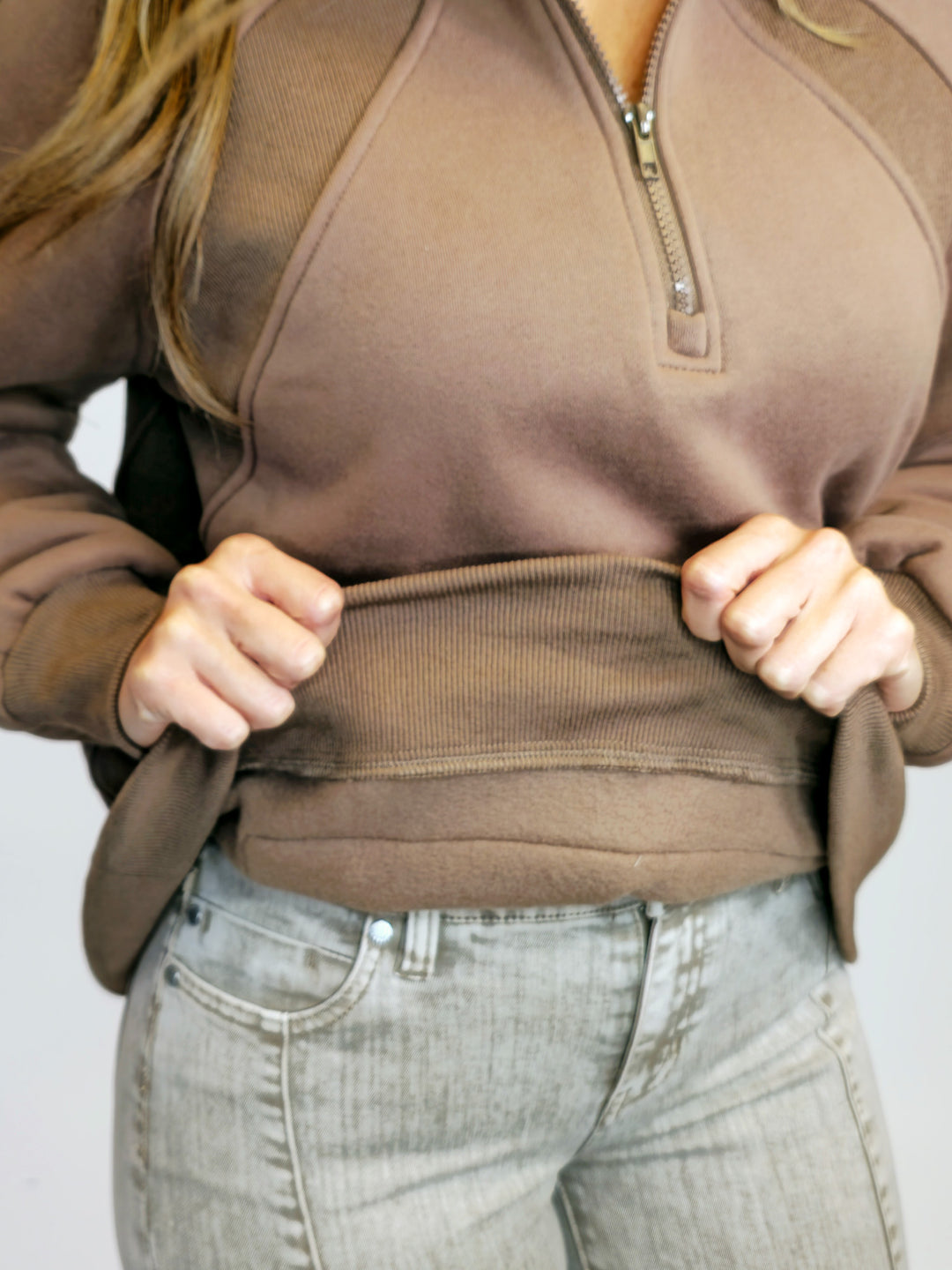 HALF ZIP LONG SLEEVE KNIT TOP W/POCKET - MOCHA