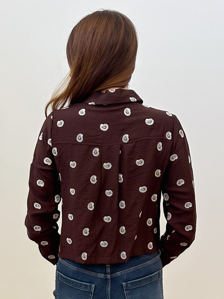 EMBROIDERED PAISLEY CROPPED BUTTON DOWN BLOUSE - ESPRESSO