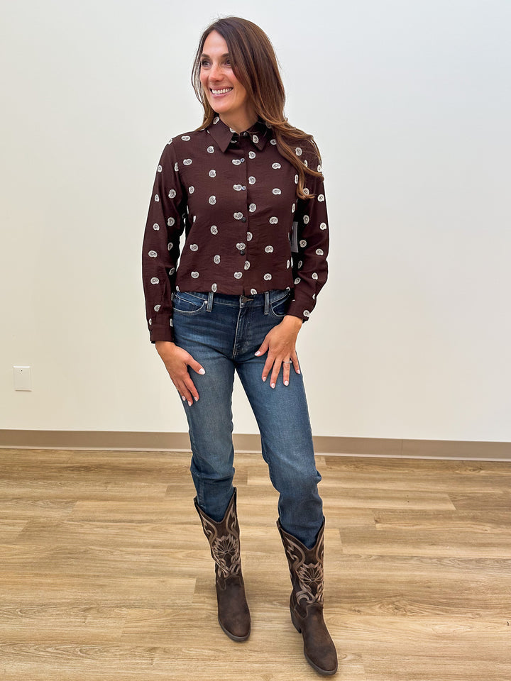 EMBROIDERED PAISLEY CROPPED BUTTON DOWN BLOUSE - ESPRESSO