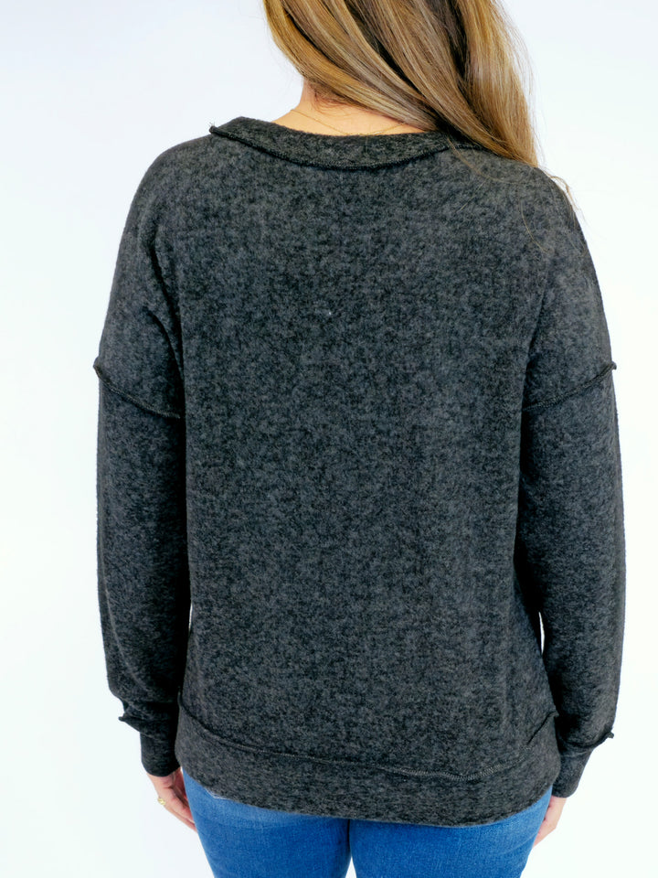 BRUSHED DROP SHOULDER SWEATER - BLACK