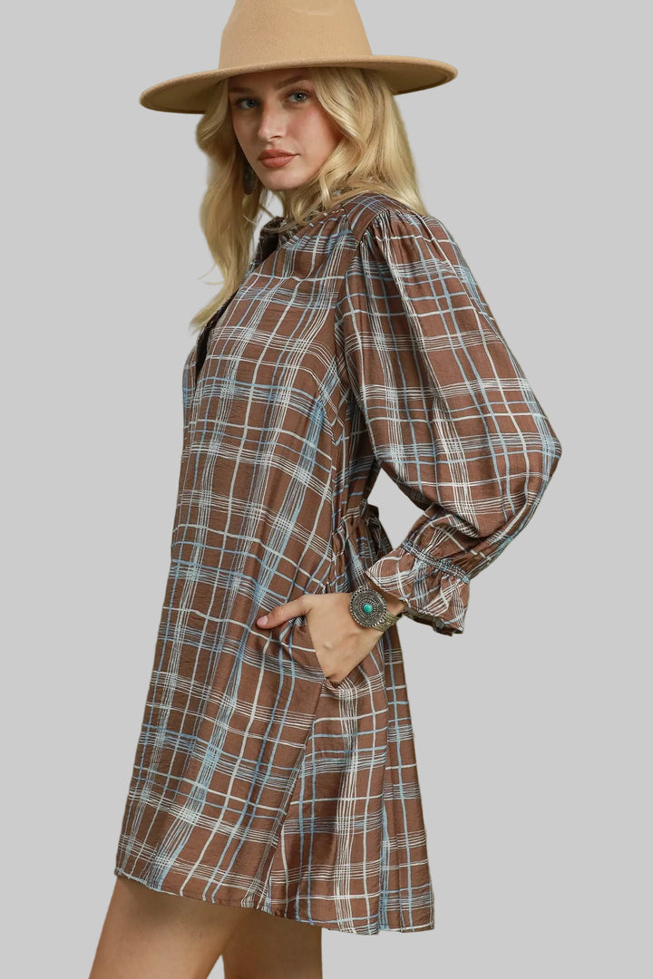 BALLOON SLEEVE PLAID RUFFLE NECK SHORT DRESS - BROWN