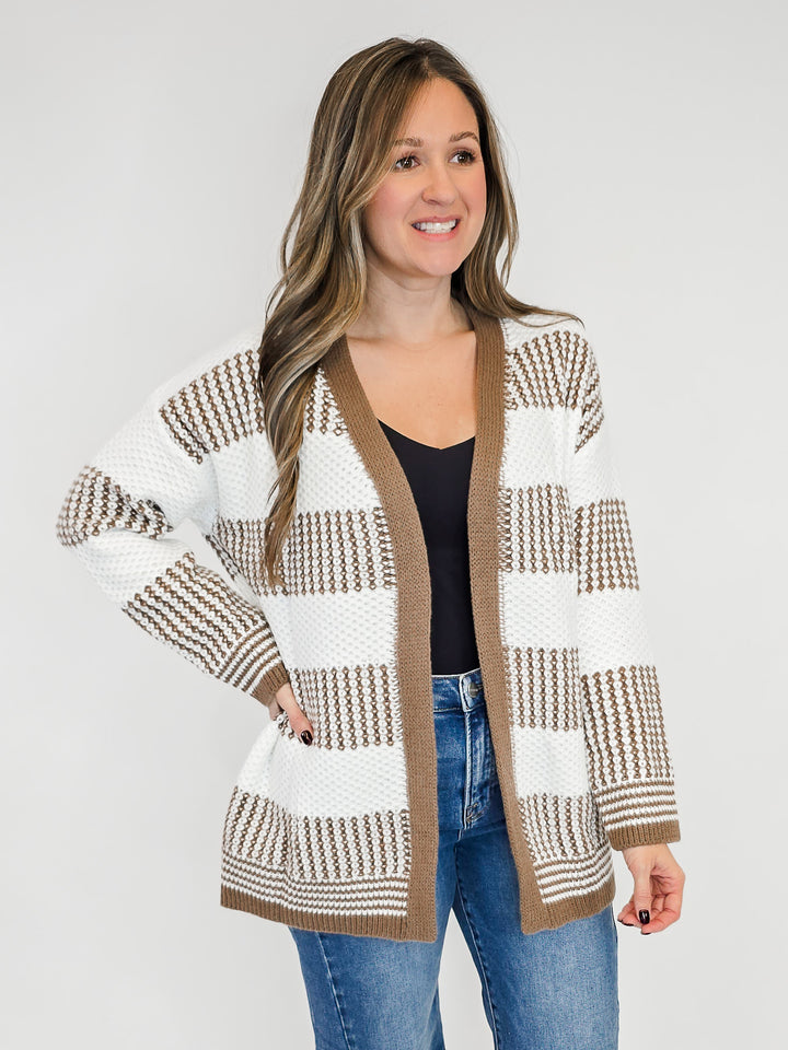 COLOR BLOCK KNIT OPEN CARDIGAN - MOCHA