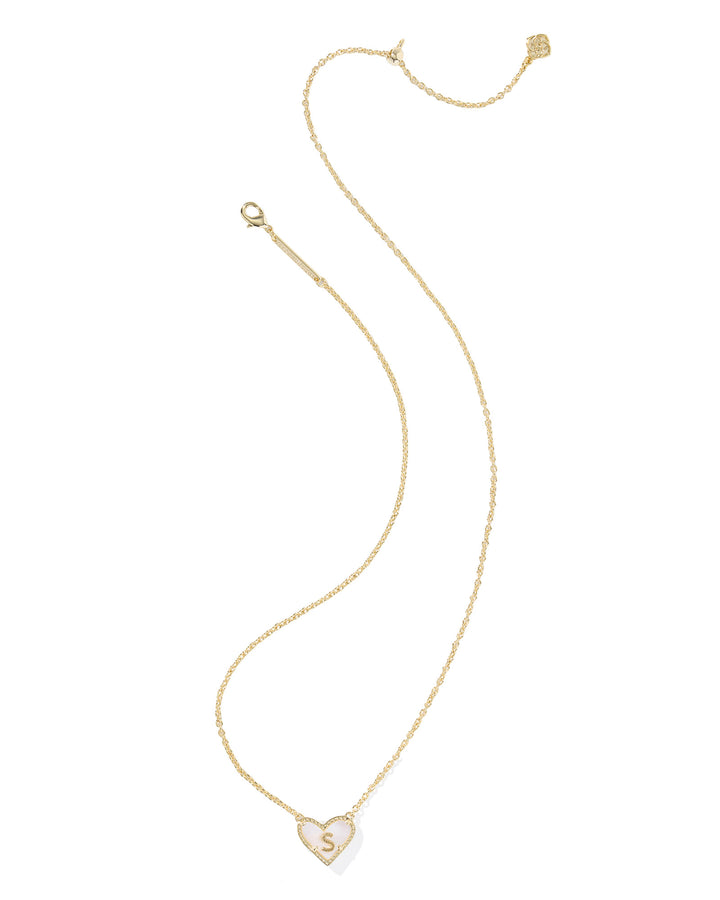 KENDRA SCOTT HEART LETTER S SHORT PENDANT NECKLACE - GOLD IVORY MOP