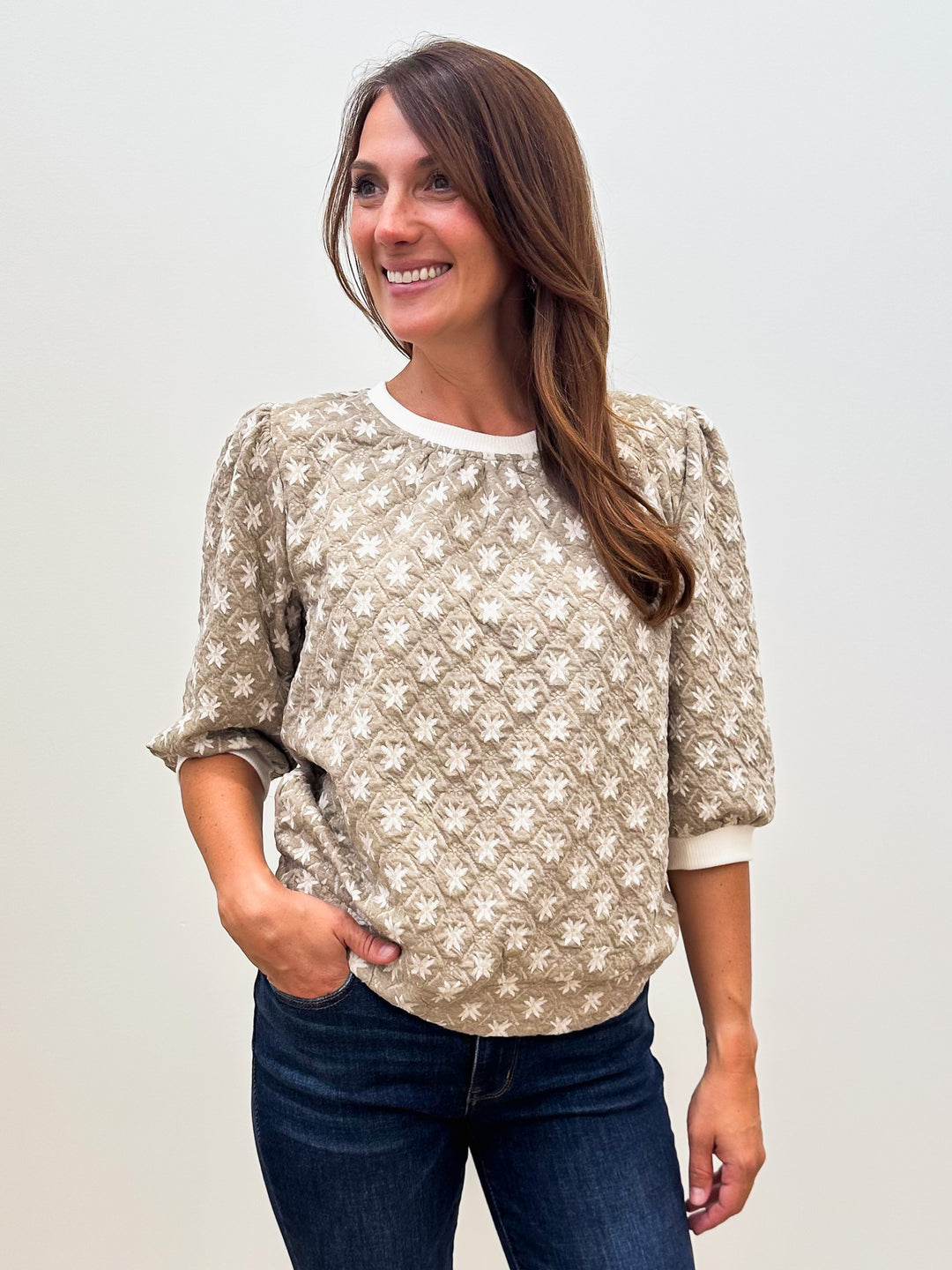 3/4 PUFF SLEEVE CREW NECK PRINT CONTRAST TOP - STONE