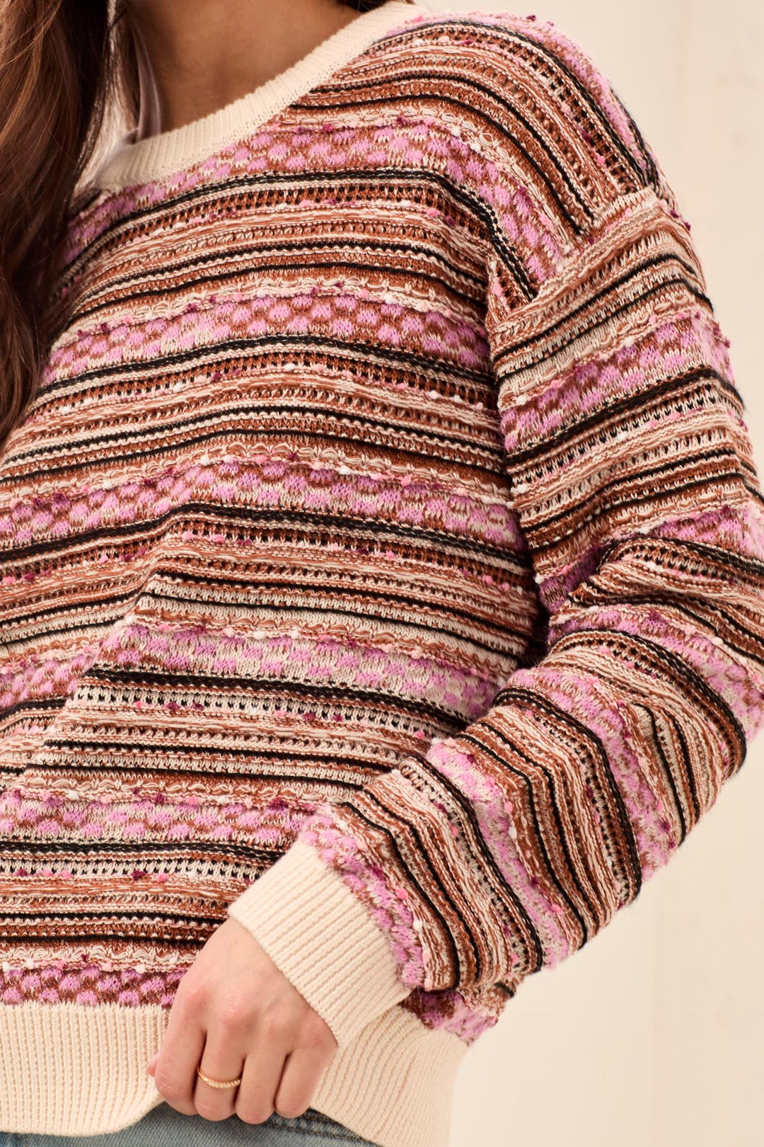 LONG SLEEVE CREW NECK SWEATER WITH CONTRAST RIB - M NOSTALGIA