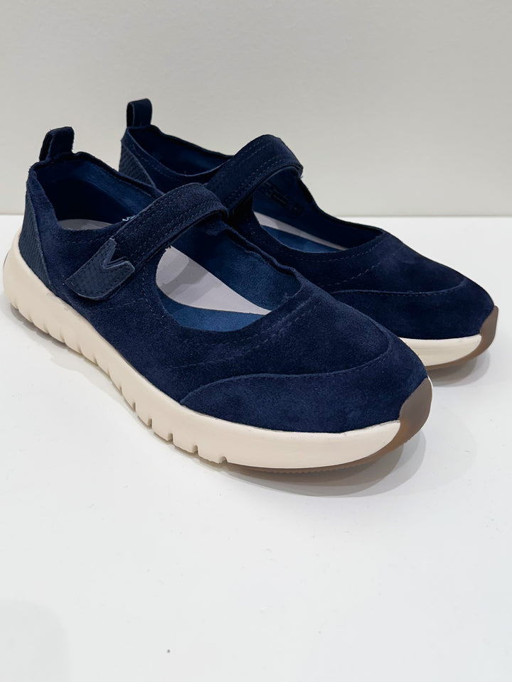 UPTOWN MARY JANE SNEAKER - NAVY BLAZER