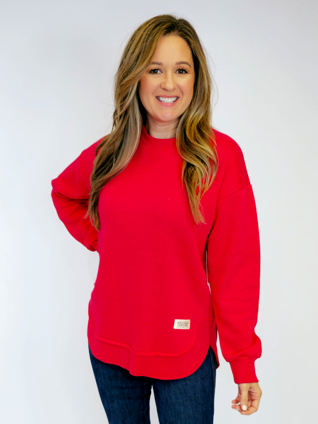 SOUTHERN COUTURE COMFY ROUND HERE SWEATSHIRT - RED