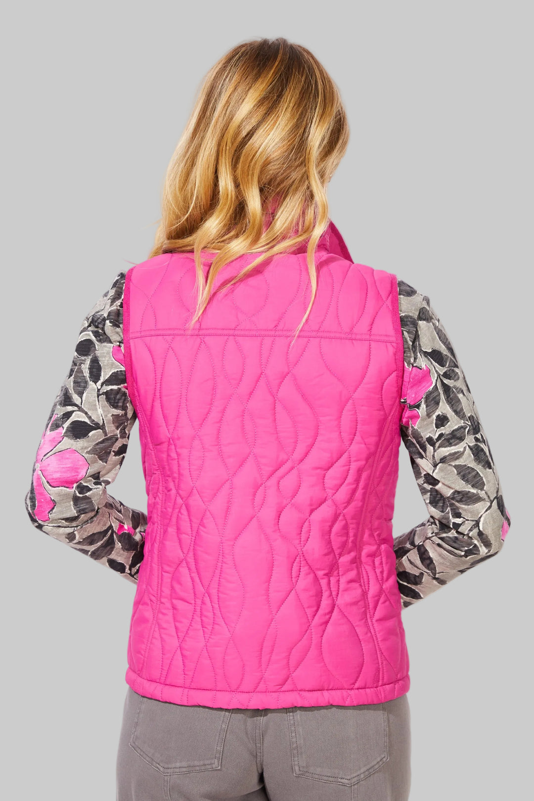 WAVE QUILT SUMMIT VEST - FUCHSIA