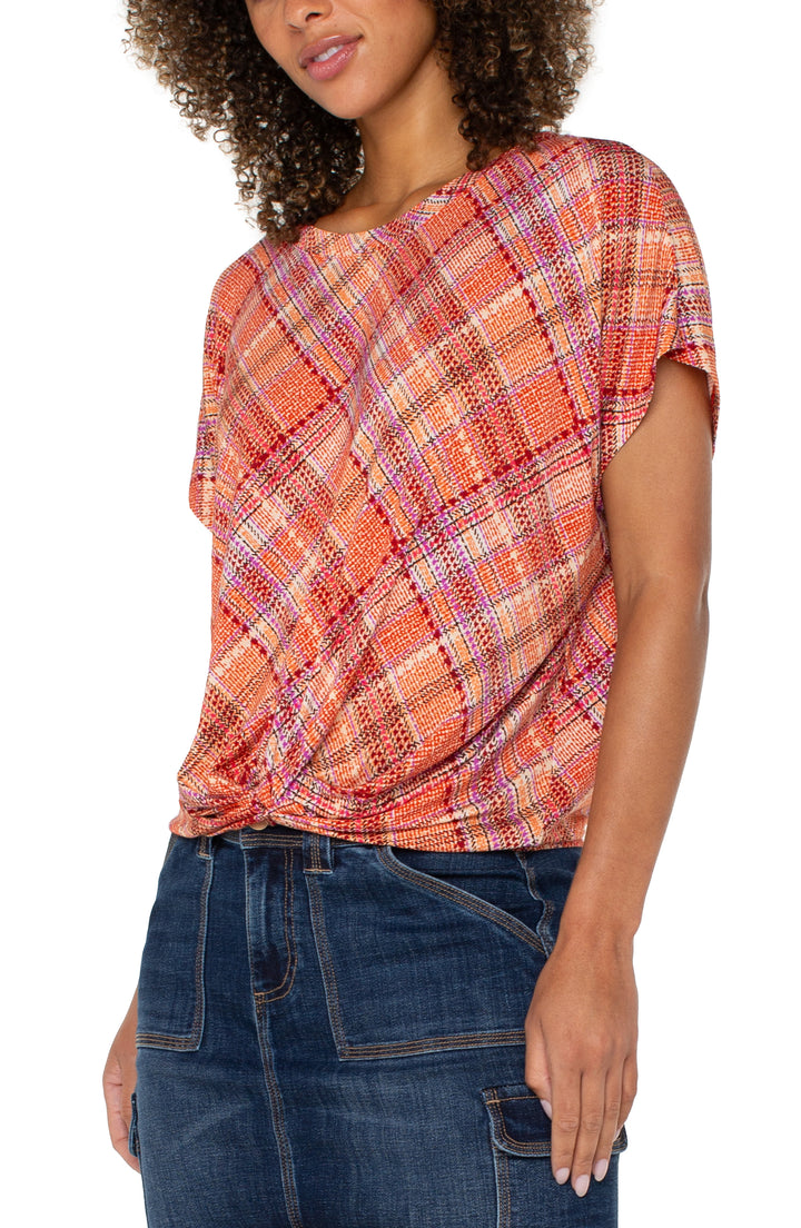 CREW NECK KNIT TOP W/ FRONT TWIST DETAIL - CLEMINTINE PLAID