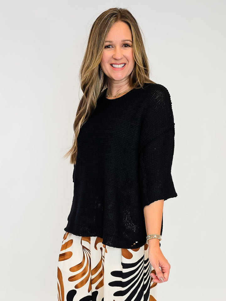 HALF SLEEVE KNIT BOXY SWEATER - BLACK