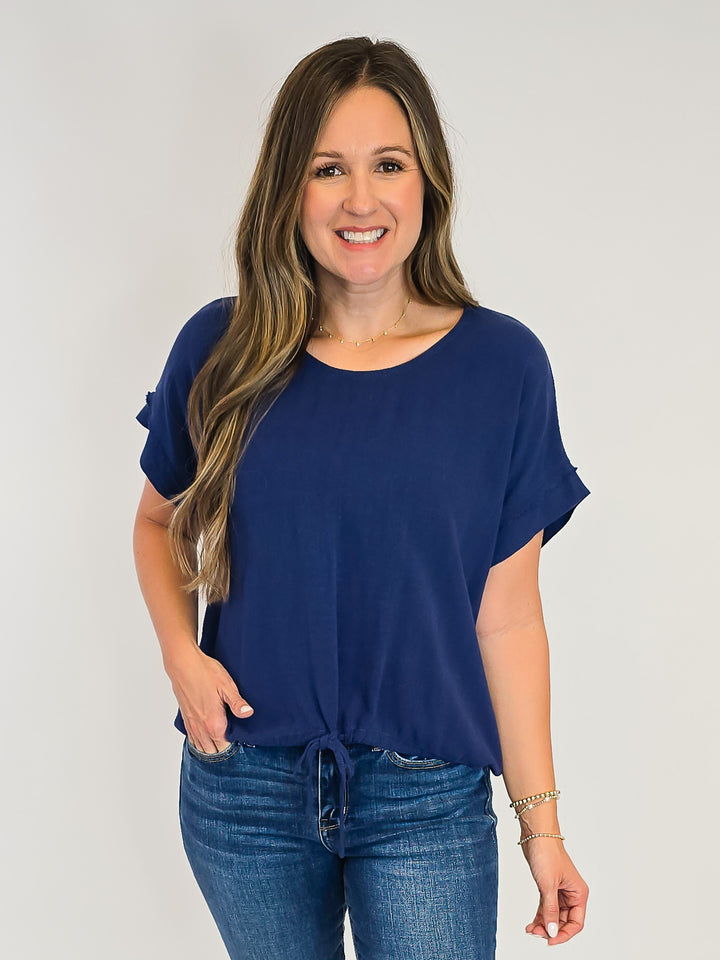 LINEN BLEND TOP W/ADJUSTABLE TIE HEM - NAVY