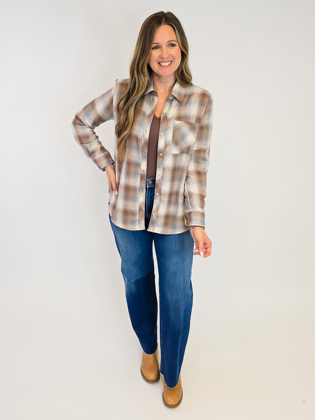 CLASSIC PLAID LONG SLEEVE BUTTON UP SHIRT - MOCHA