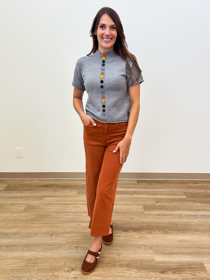 SHORT SLEEVE CONTRAST DETAIL TOP - GREY