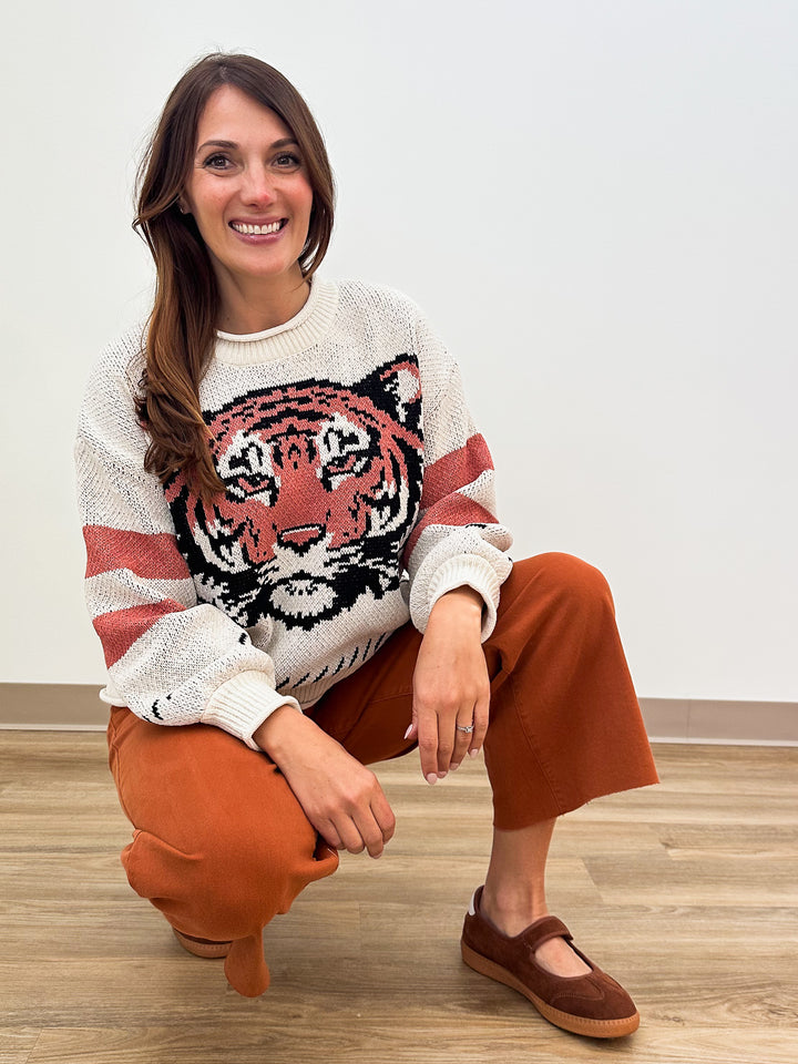L/S TIGER CREW NECK KNIT SWEATER - IVORY