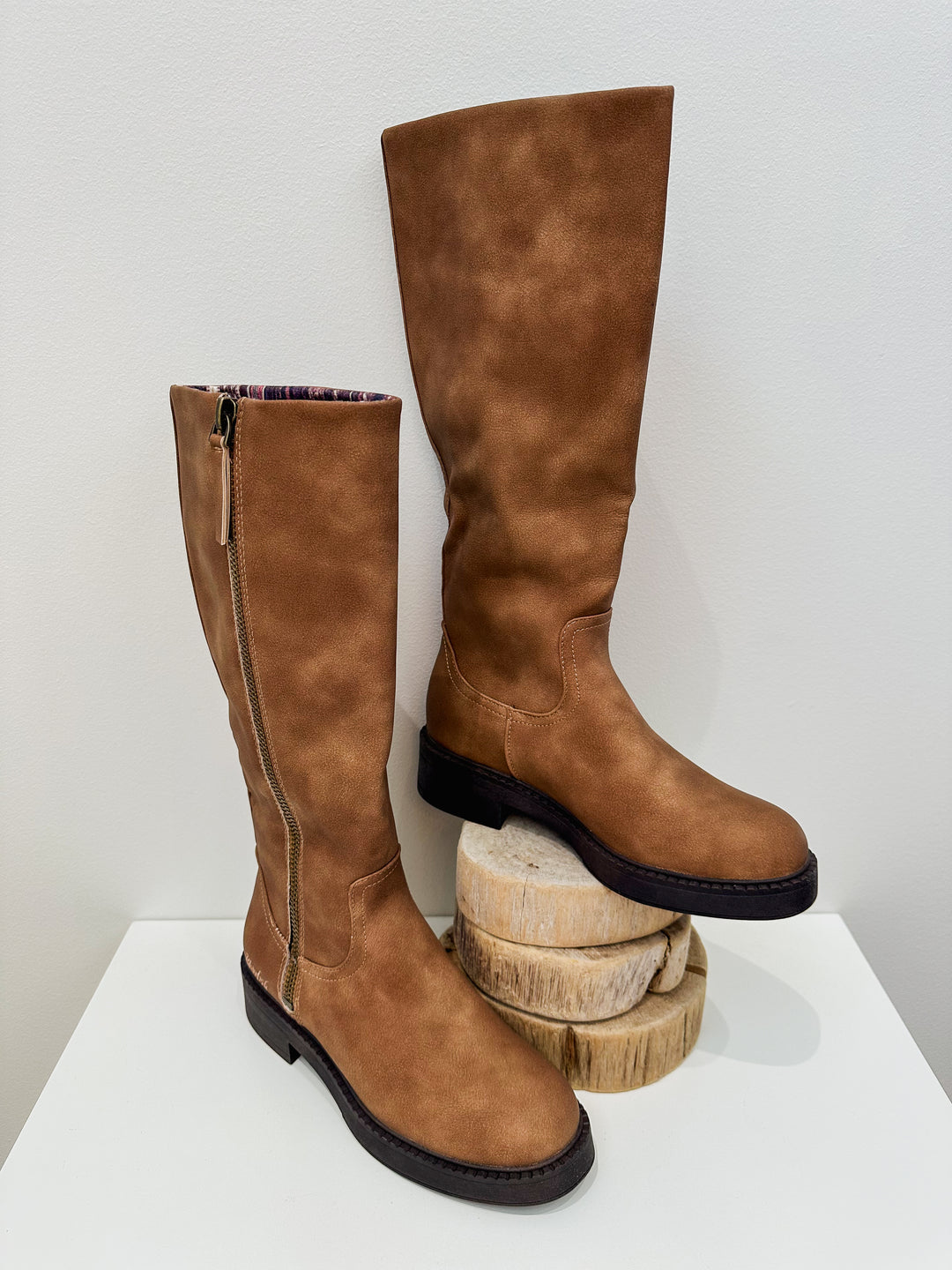 BLOWFISH VENICE TALL BOOT - TAN