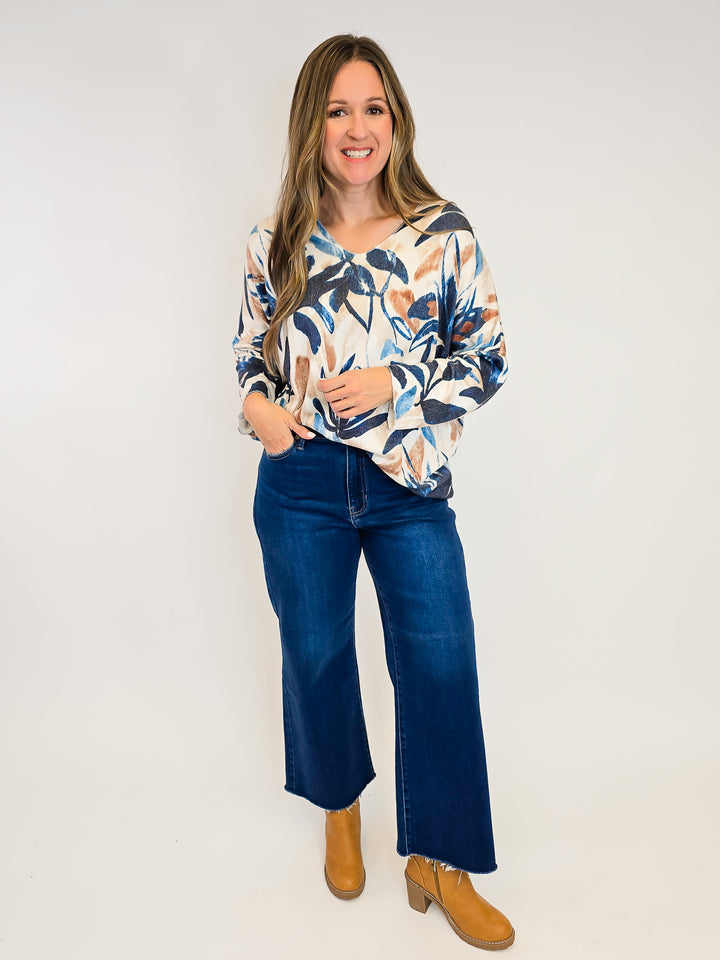 V-NECK DOLMAN SLEEVE TOP - ONE SIZE - FALL FLORAL NAVY/TAN