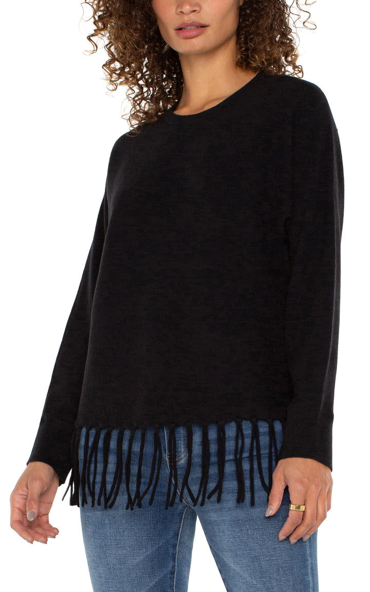 LONG SLEEVE SEAMLESS DOLMAN SWEATER W/FRINGE - BLACK