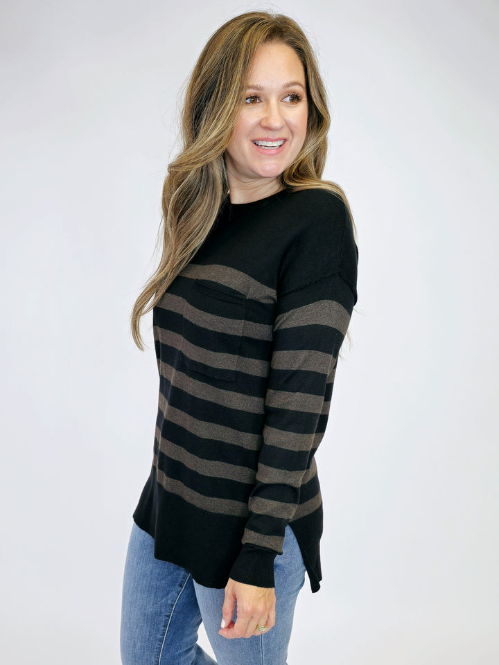 LIGHTWEIGHT OVERSIZE STRIPED SWEATER - CHARCOAL