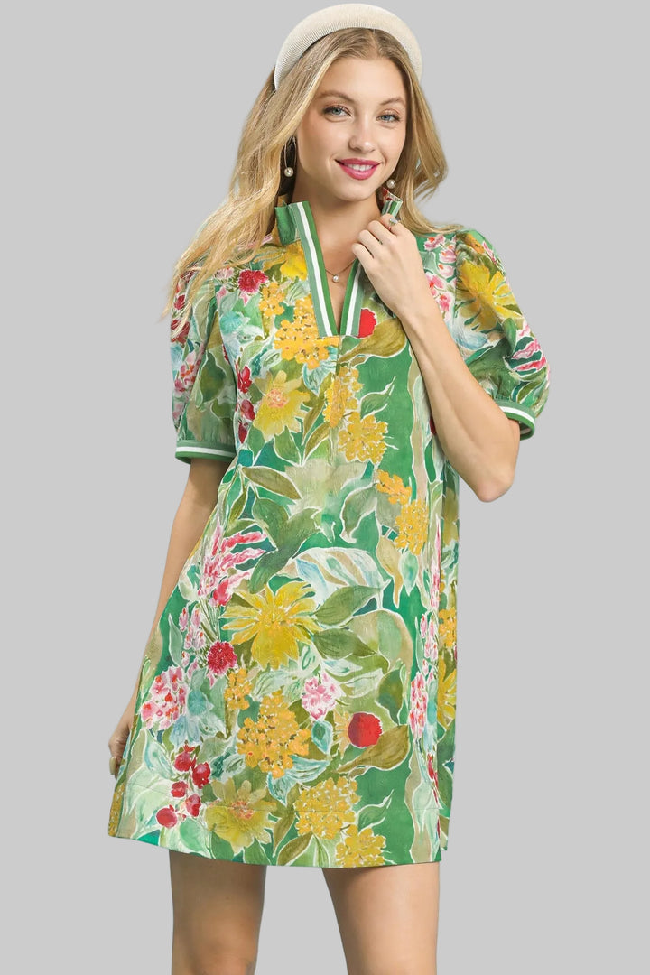 BLOOMSCAPE PRINT SHORT DRESS W/STRIPE BAND TRIM - GREEN MIX