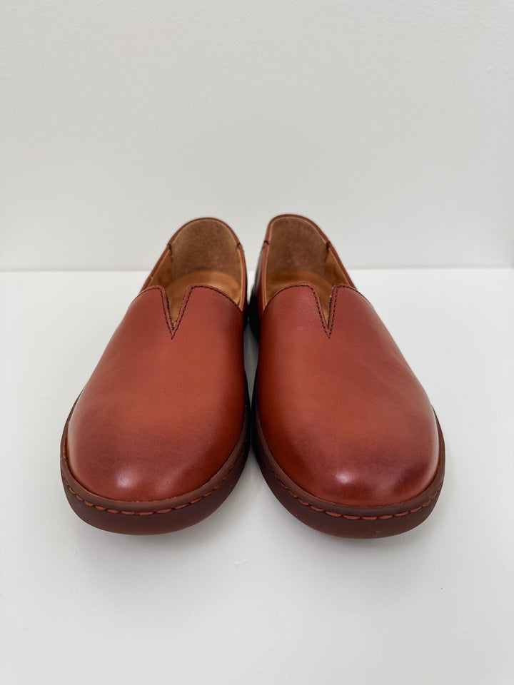 BORN SEBRA II SLIP ON SHOES - DARK TAN