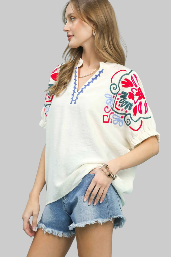 PUFF SHORT SLEEVE EMBROIDERED TOP - CREAM