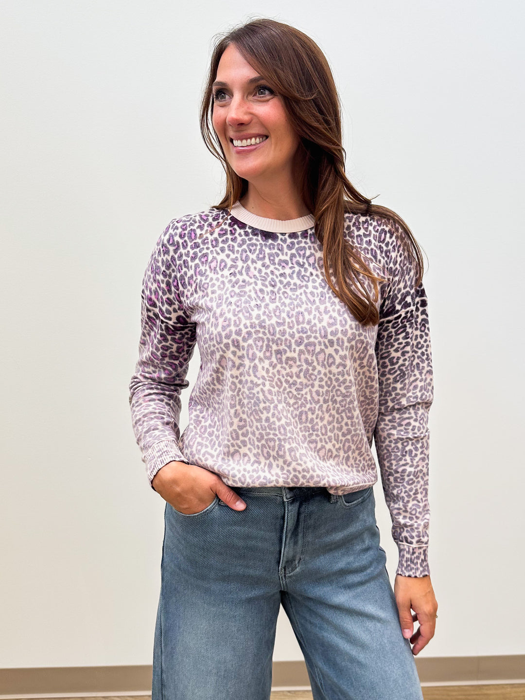 LONG SLEEVE CREW NECK ANIMAL PRINT SWEATER - BEIGE/PLUM