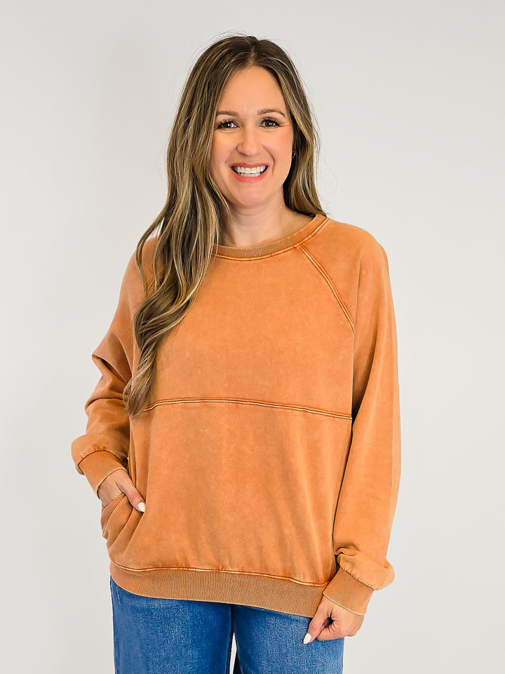 LONG SLEEVE MINERAL WASHED TERRY PULLOVER - CAPPUCCINO